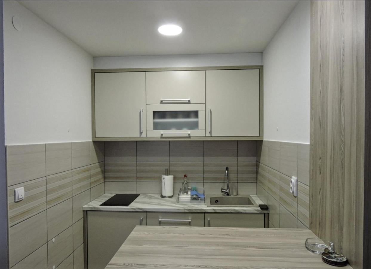 Apartman Lux S&V 1 Lukavica Istocno Sarajevo Hilandarska Centar Apartment Bagian luar foto